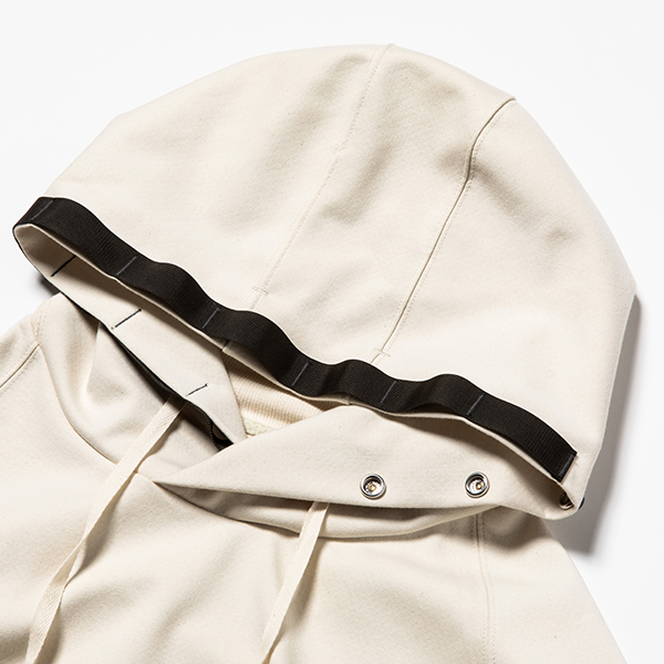 Water-Repellent Breathe Cloth Hoodie