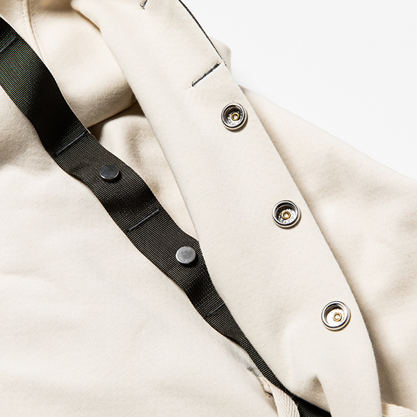 Water-Repellent Breathe Cloth Hoodie