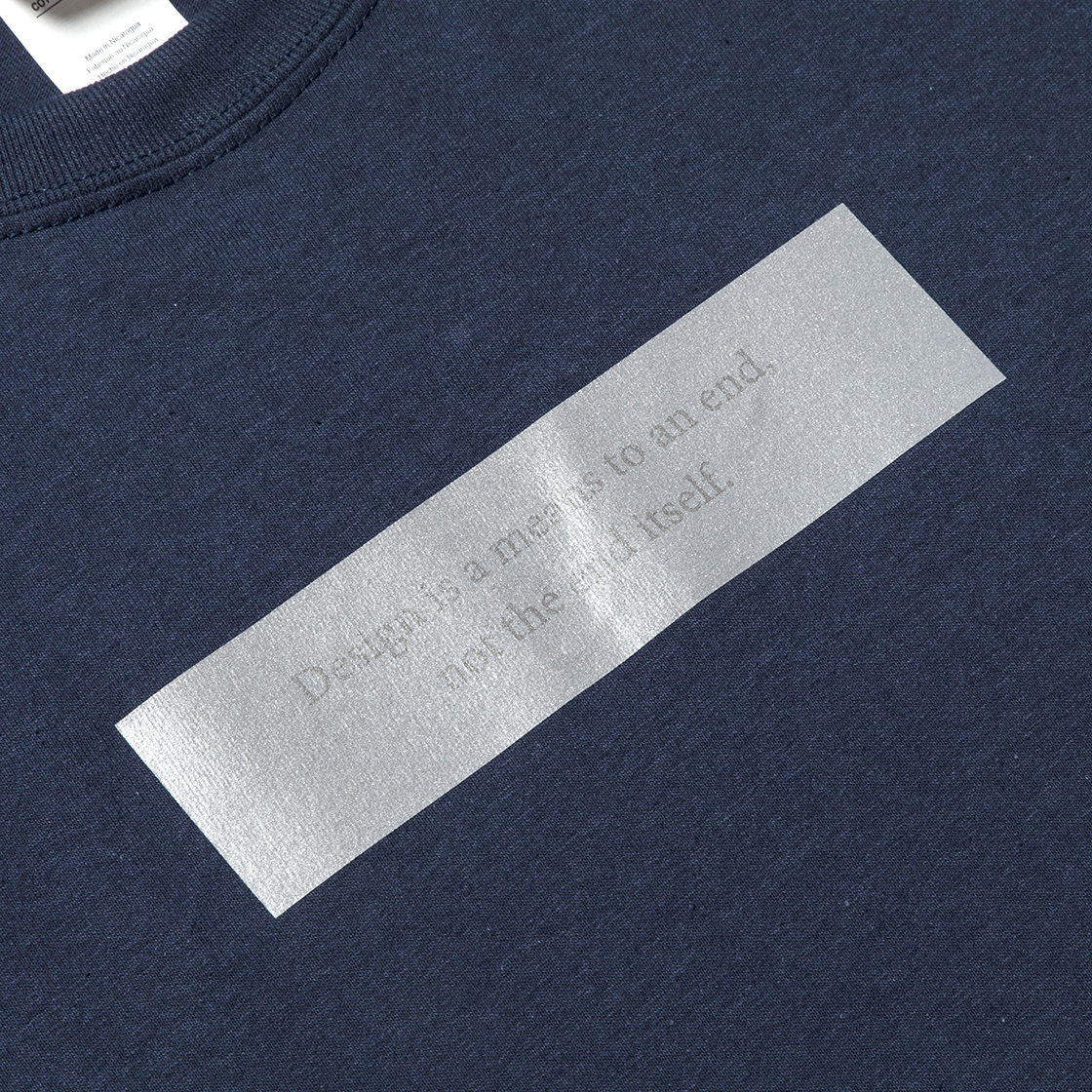 Lenticular Reflect Logo Tee Navy