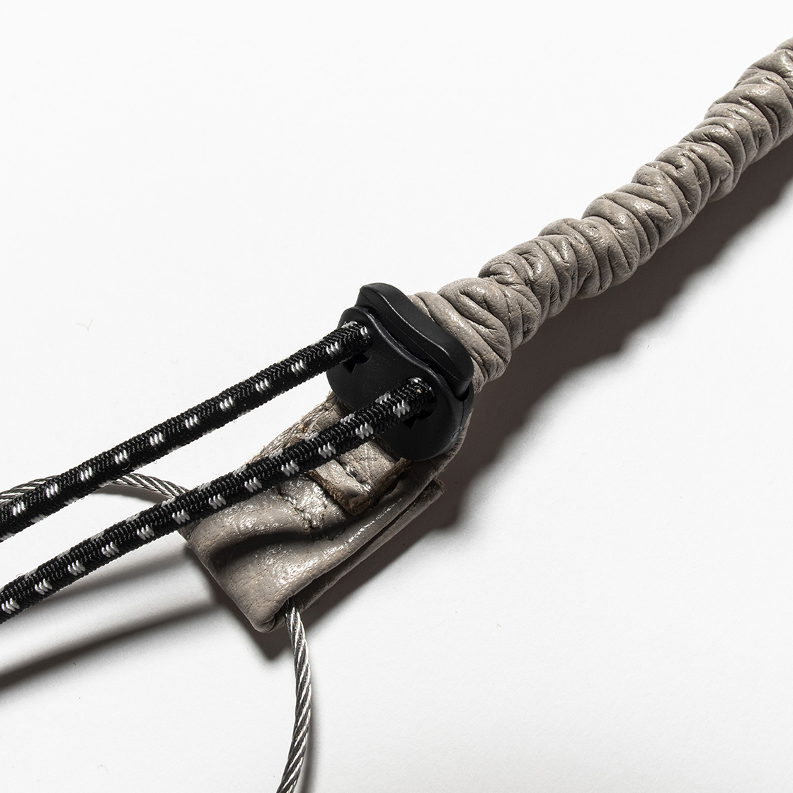 Bungee Leather Neck Strap Light Grey
