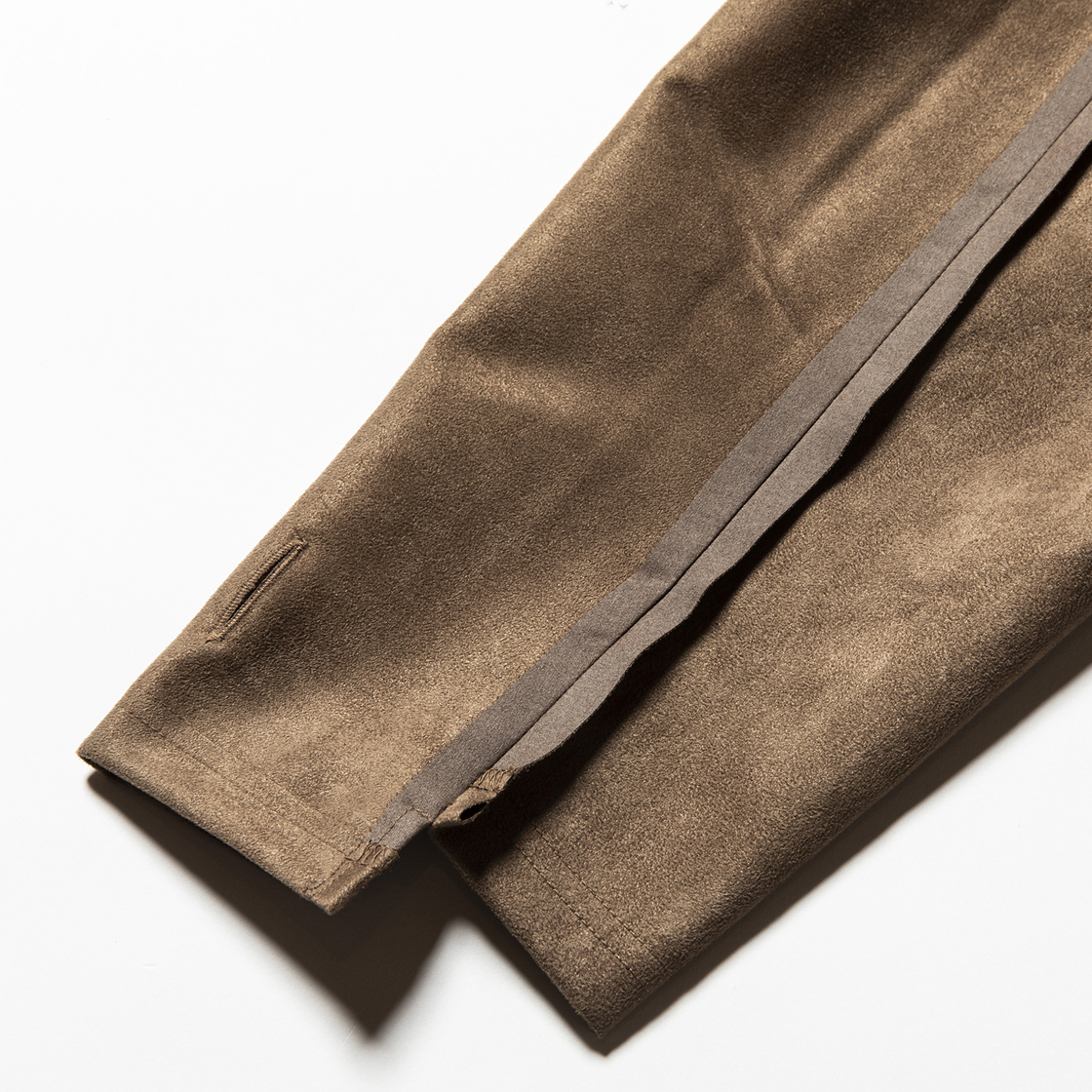 Suede Split Sleeve Turtleneck Brown