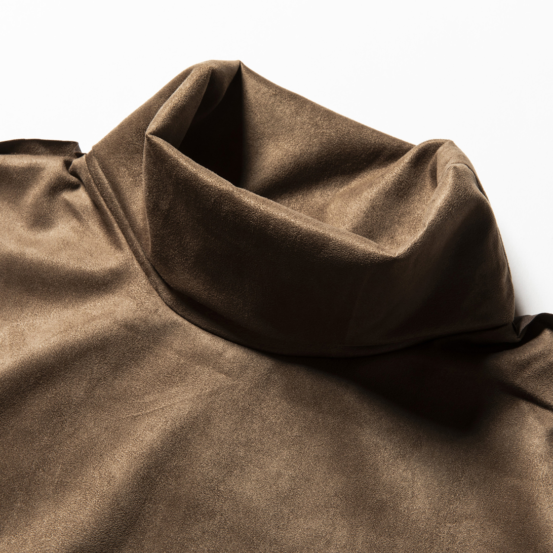 Suede Split Sleeve Turtleneck Brown