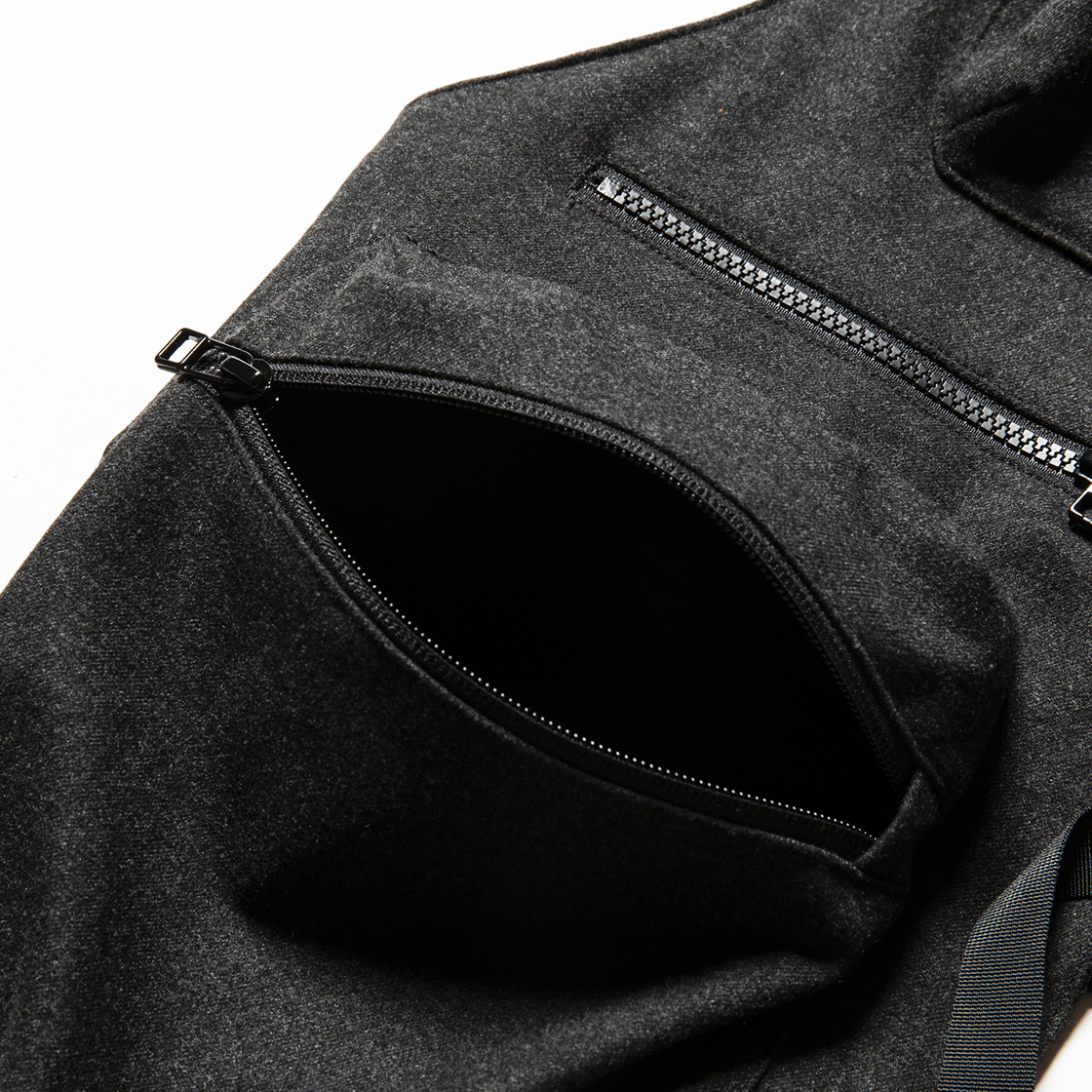 Tech Cloth Split Luggage Vest Coal