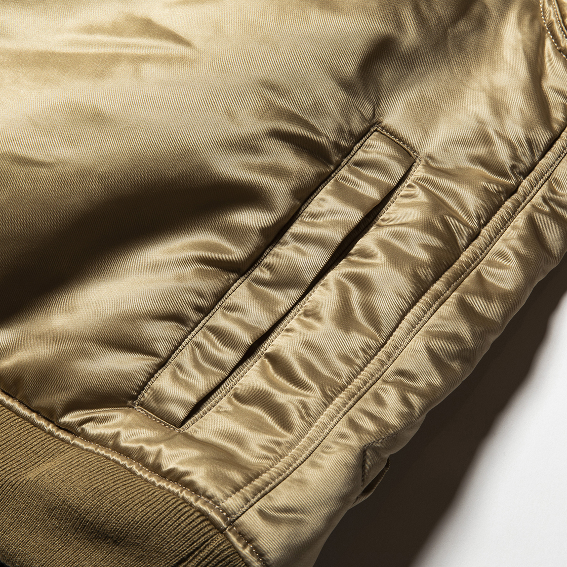 Loop Zip MA1 Beige