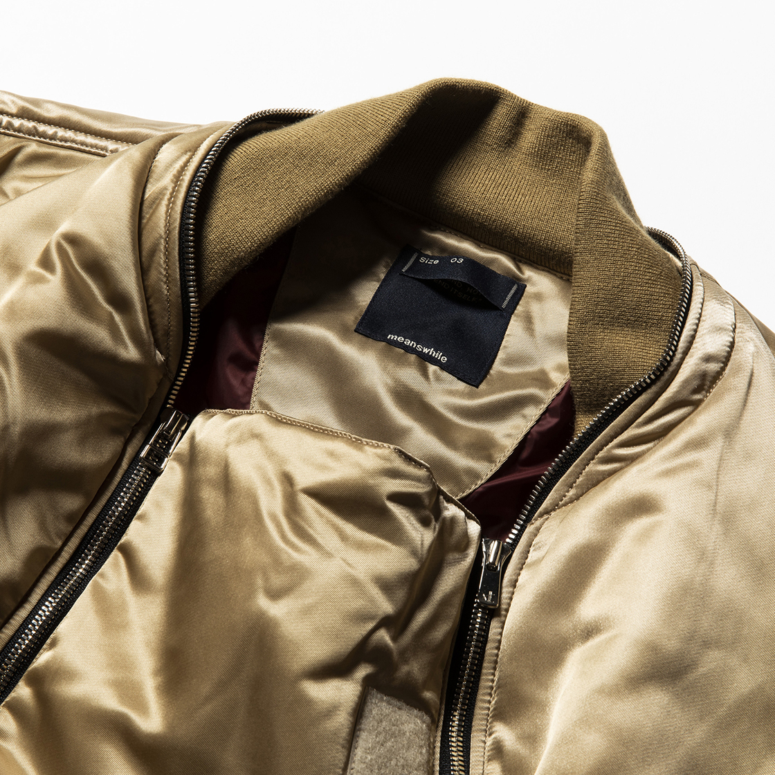 Loop Zip MA1 Beige