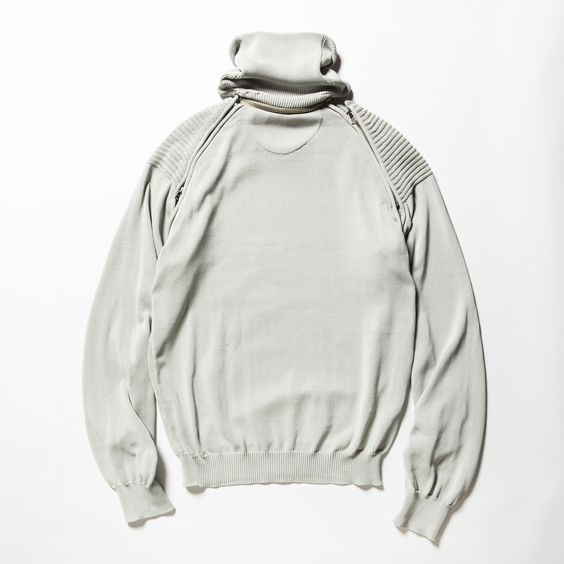 Water-Repellent Detachable Knit Platinum