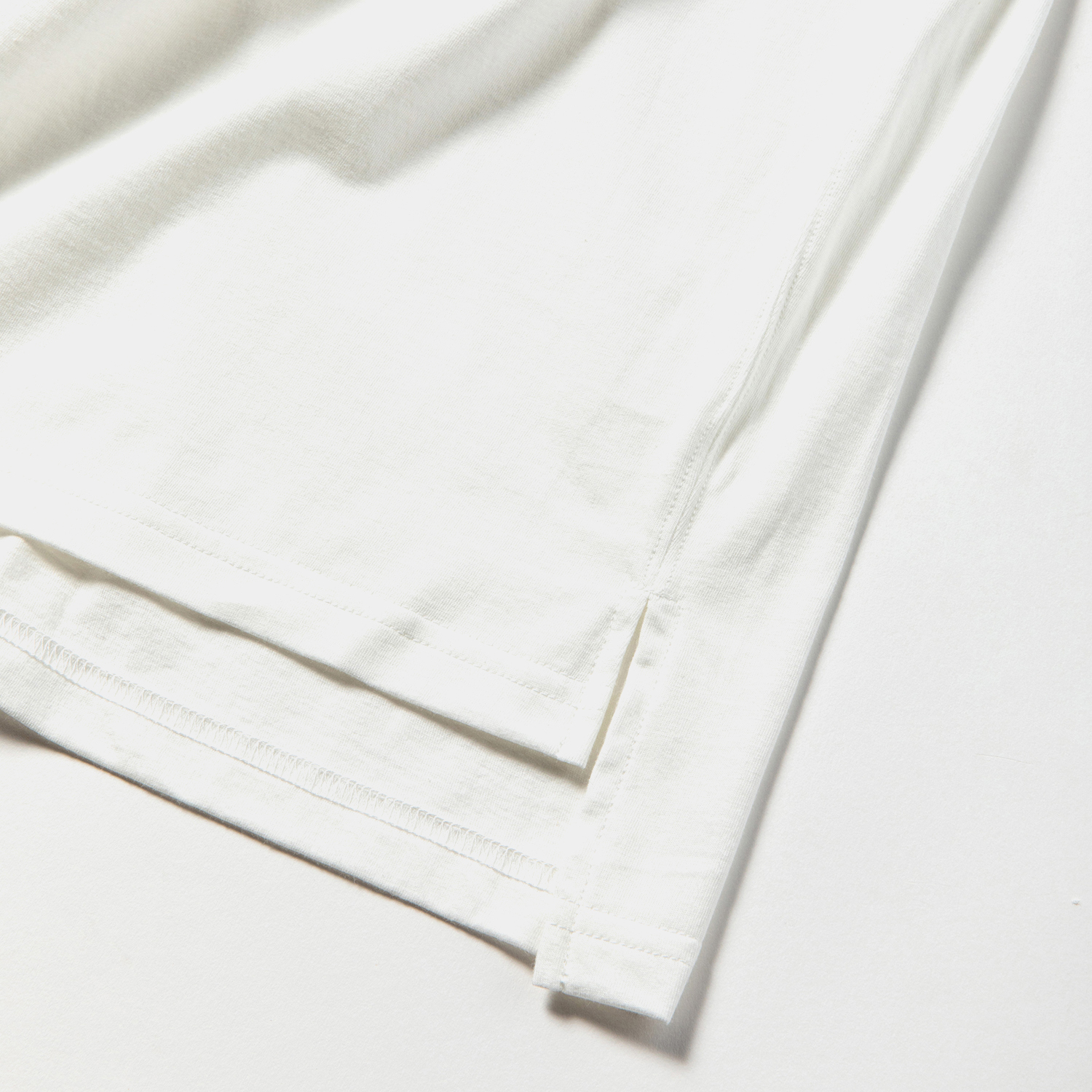 Crisp L/S Tee / White