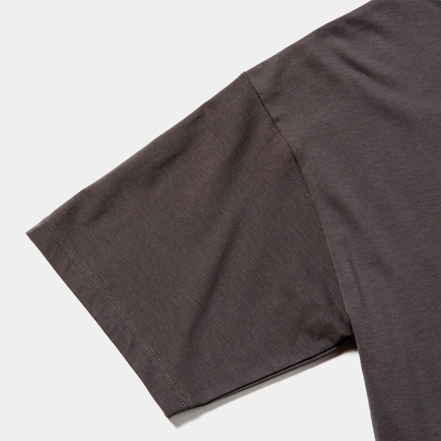 Crisp S/S Tee / Charcoal