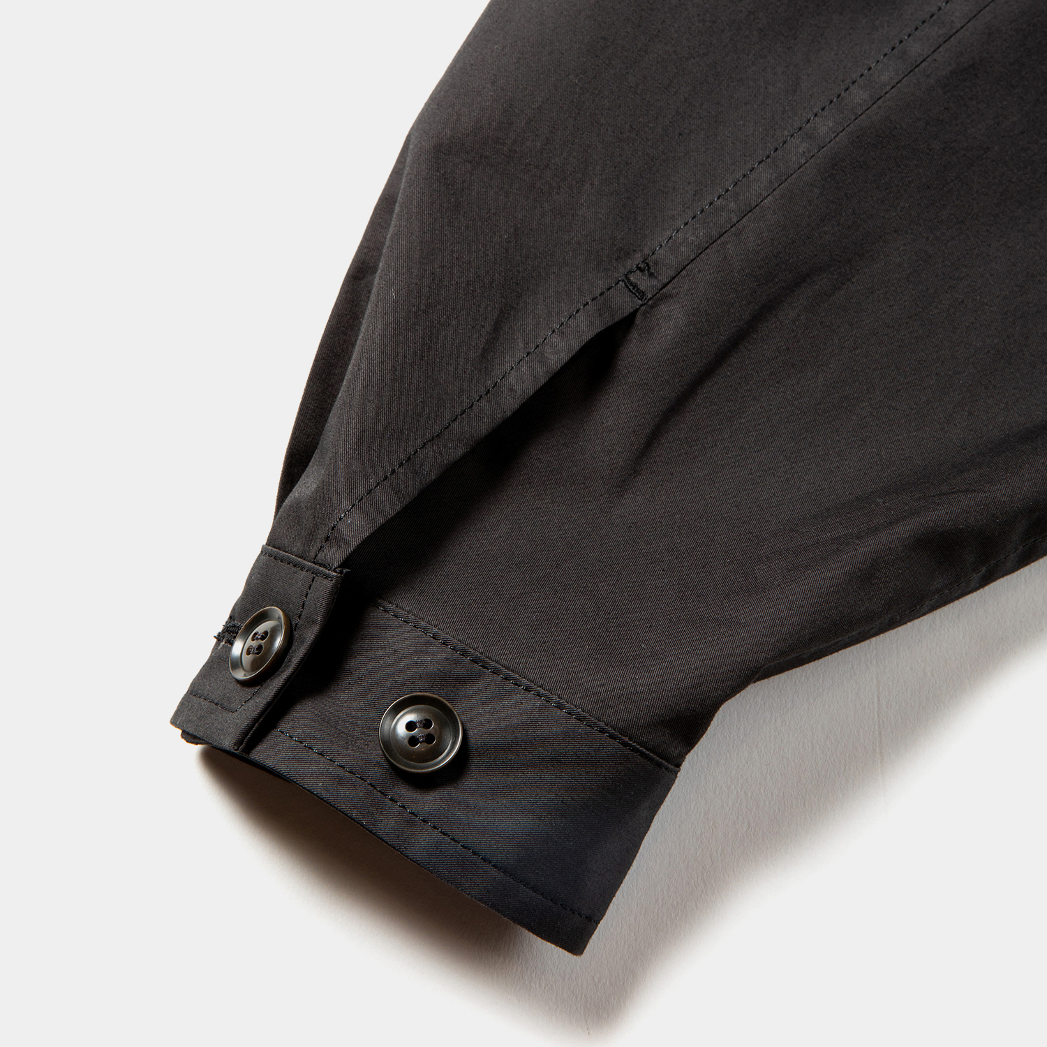 High Density Gabardine Coach JKT / Off Black
