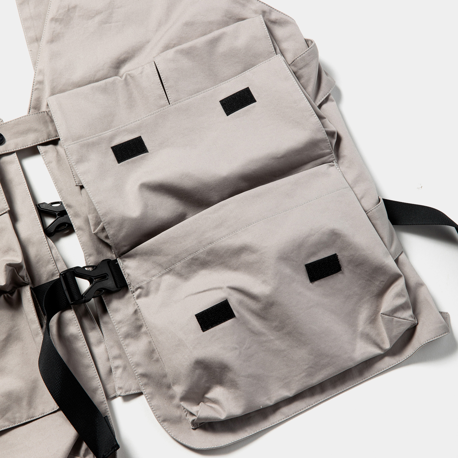 High Density Gabardine Split Vest / Grey