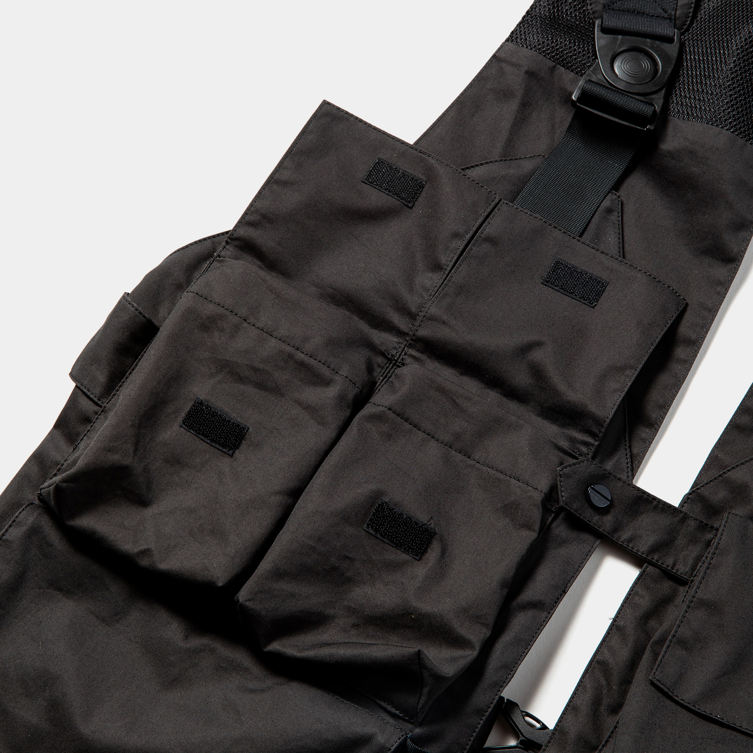 High Density Gabardine Split Vest /Off Black