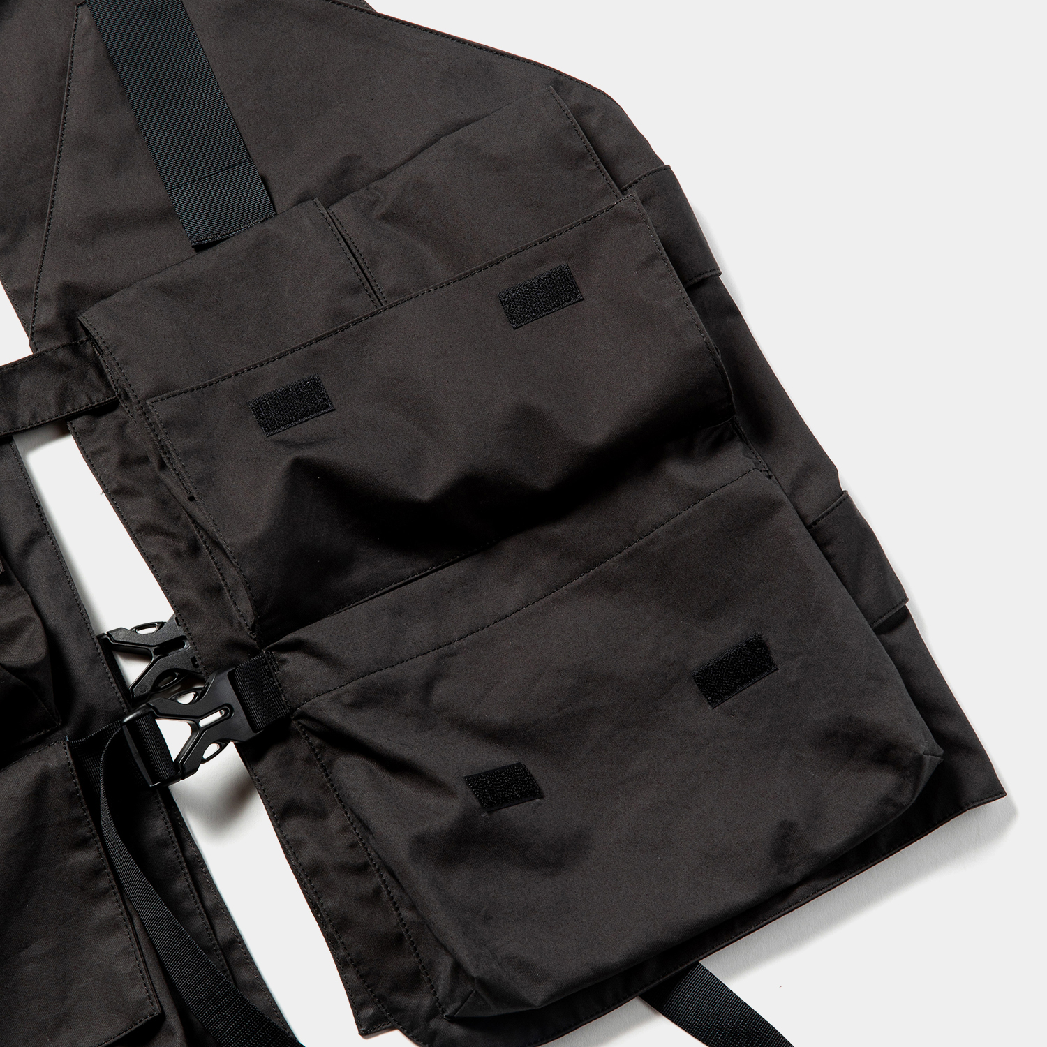 High Density Gabardine Split Vest /Off Black