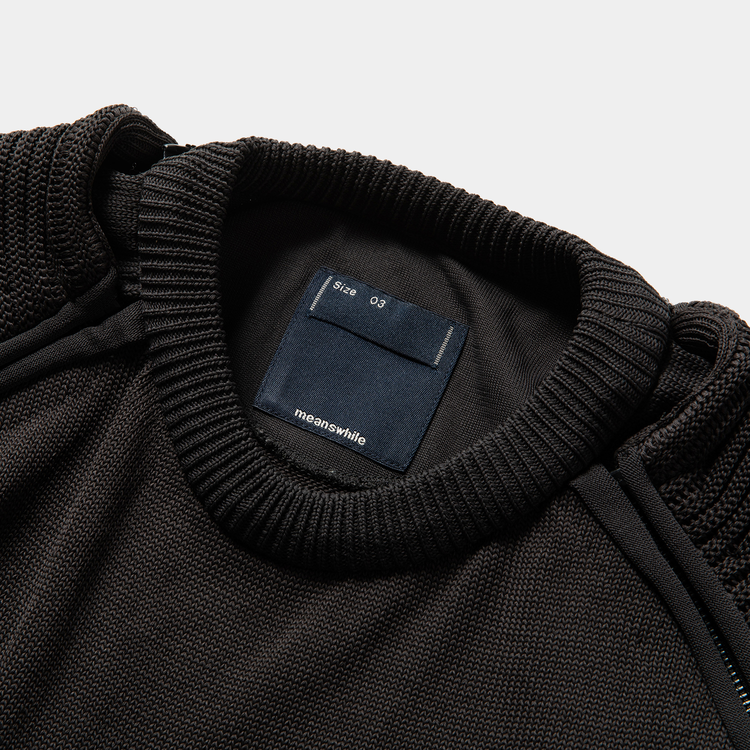 Water-Repellent Detachable Knit  / Charcoal