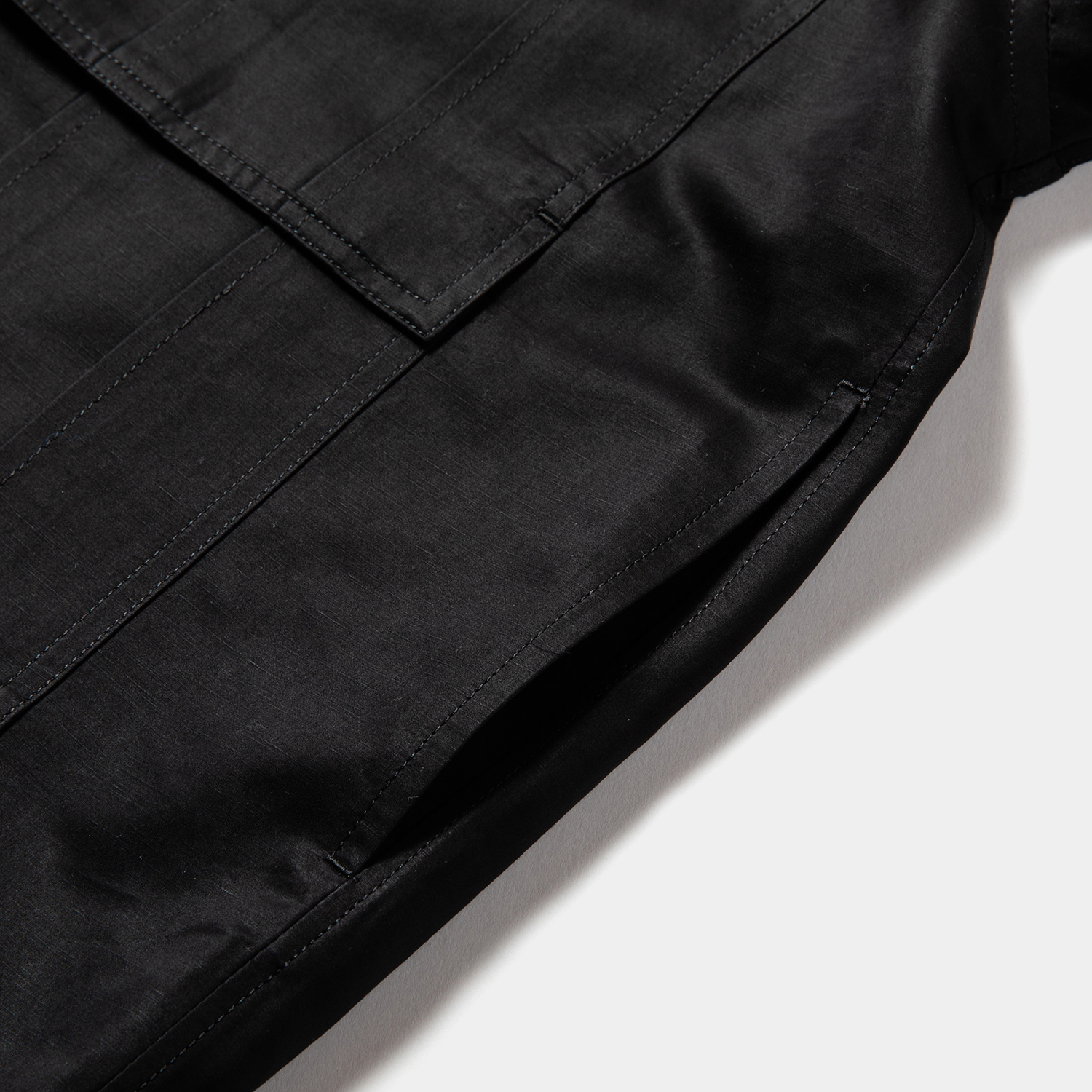 Trinity Cloth Over JKT / Off Black