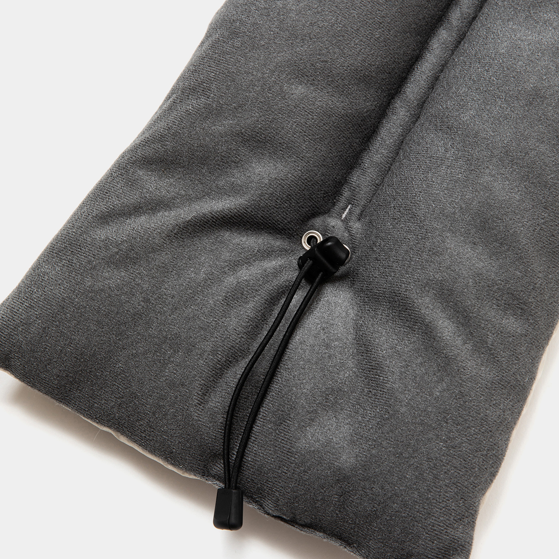 Down Muffler / Moon