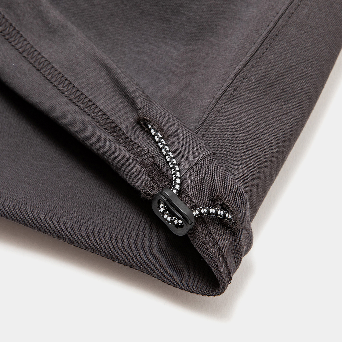 Split Yoke Sleeve L/S Tee / Charcoal