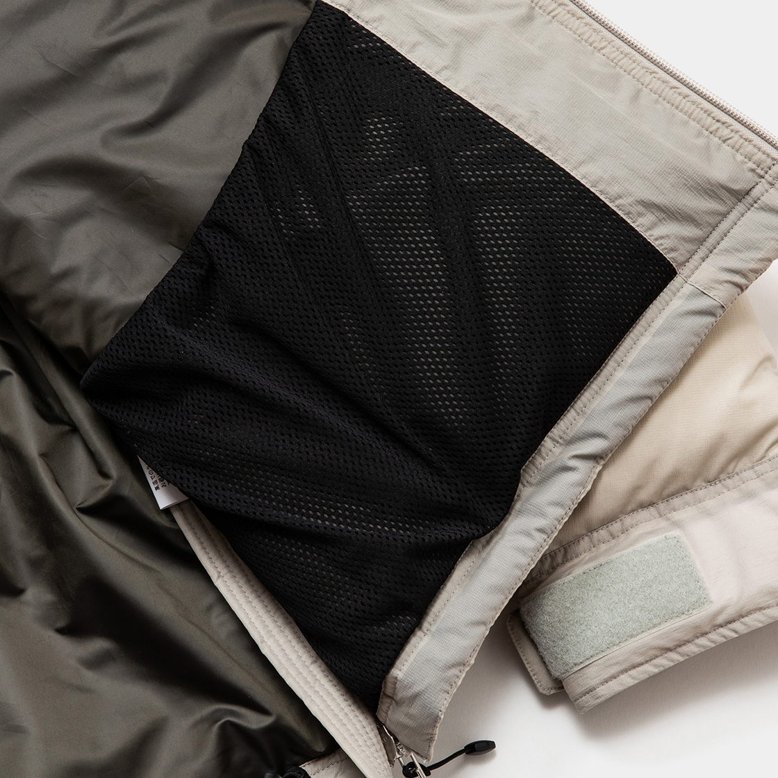 Padding Down JKT / Moon