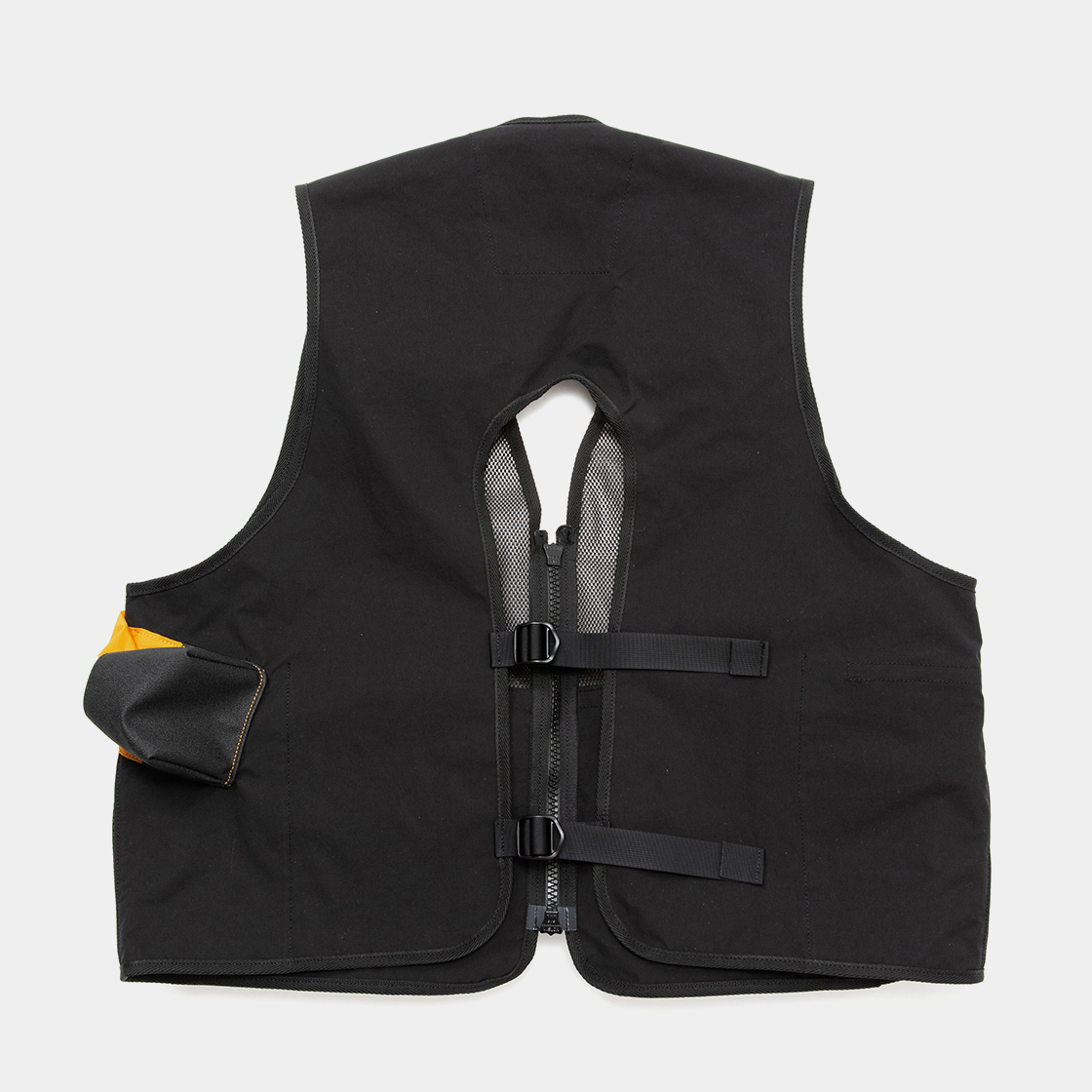 Crisp Luggage Vest / Sumi
