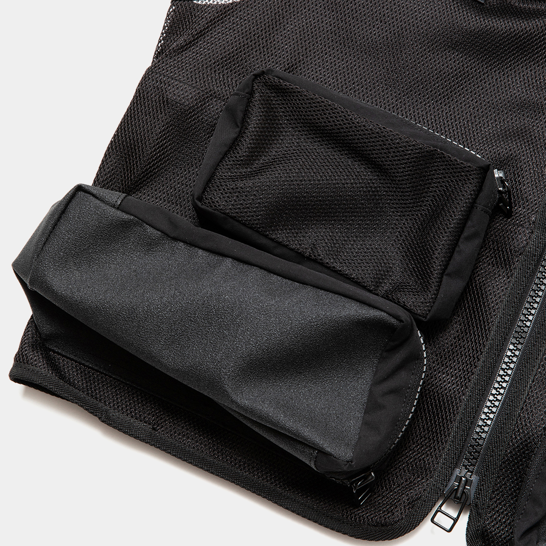 Crisp Luggage Vest / Sumi