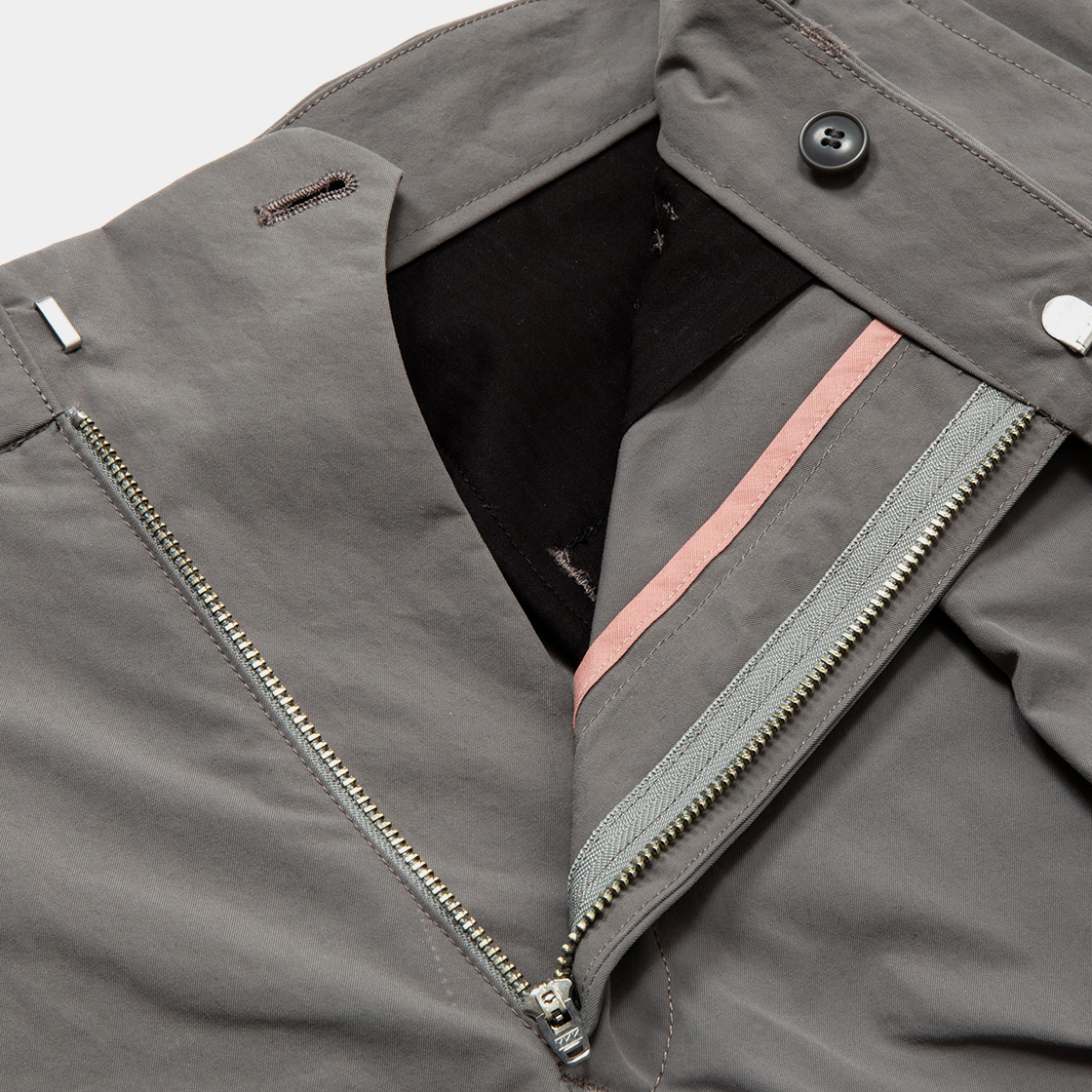 Crisp Blur Trouser / Grey