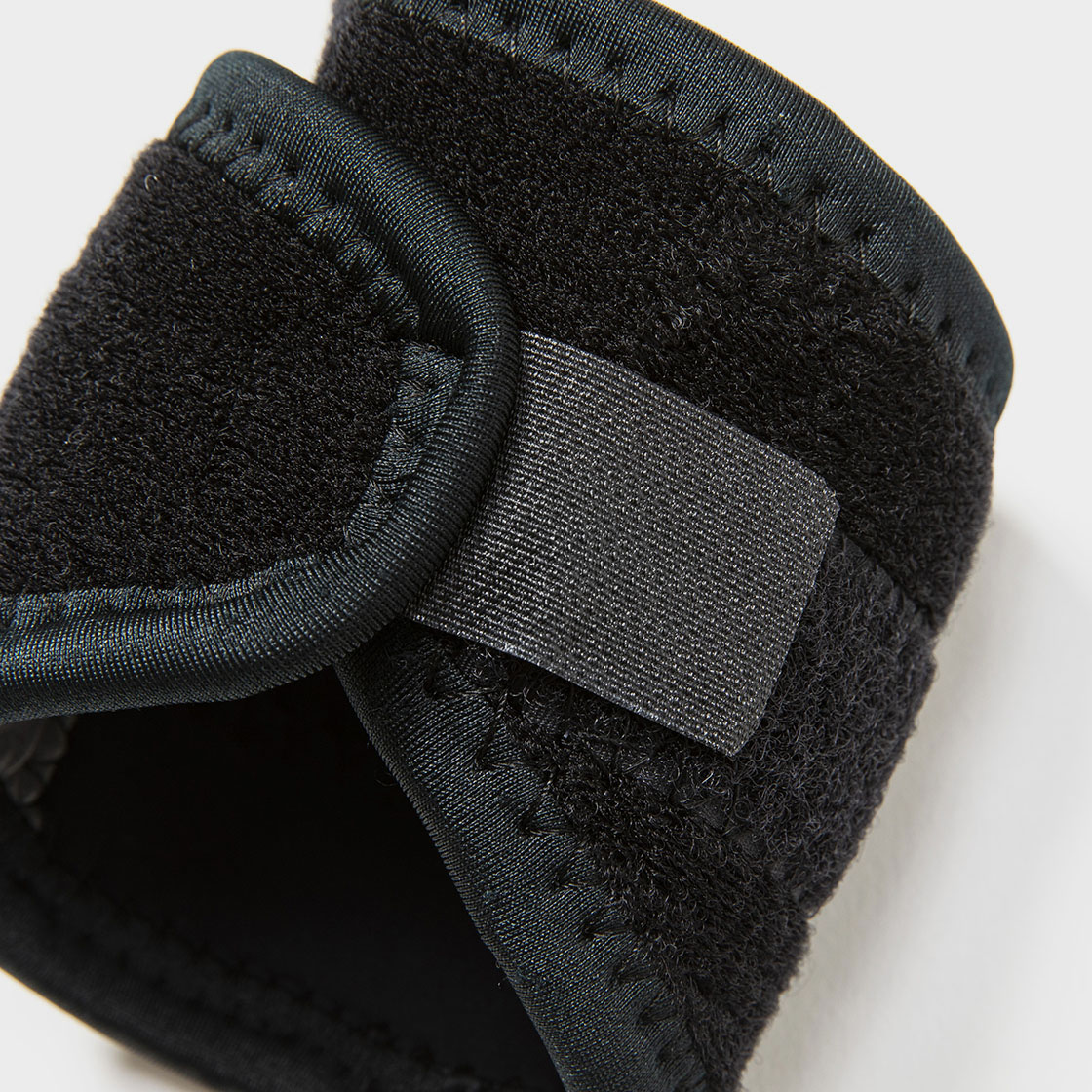 Neoprene Wrist Guard / Off Black