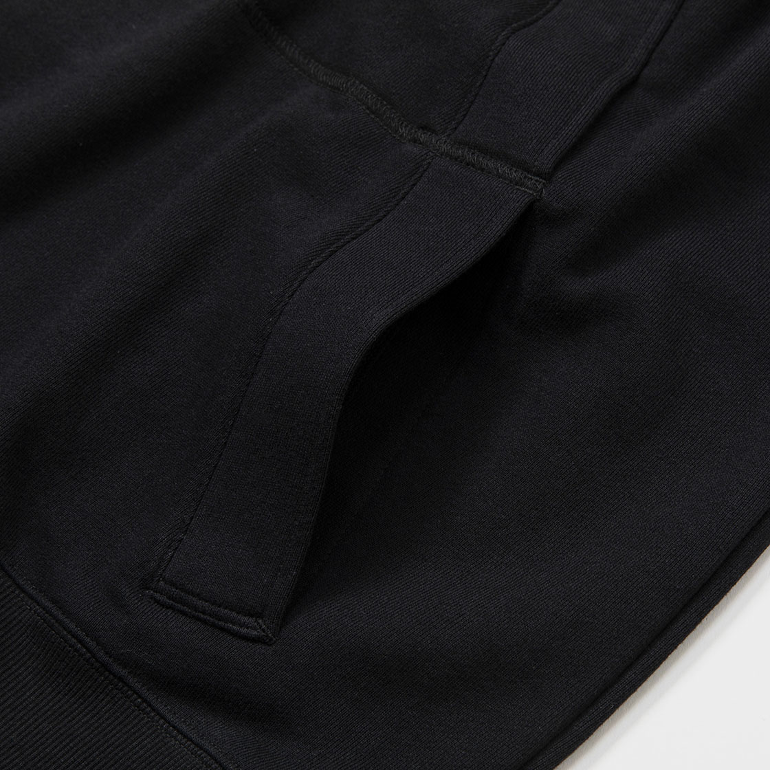 Half Zip Hoodie / Off Black