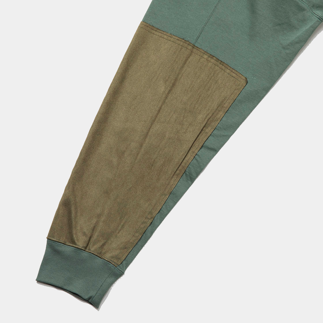 Split Yoke Sleeve L/S Tee / Olive
