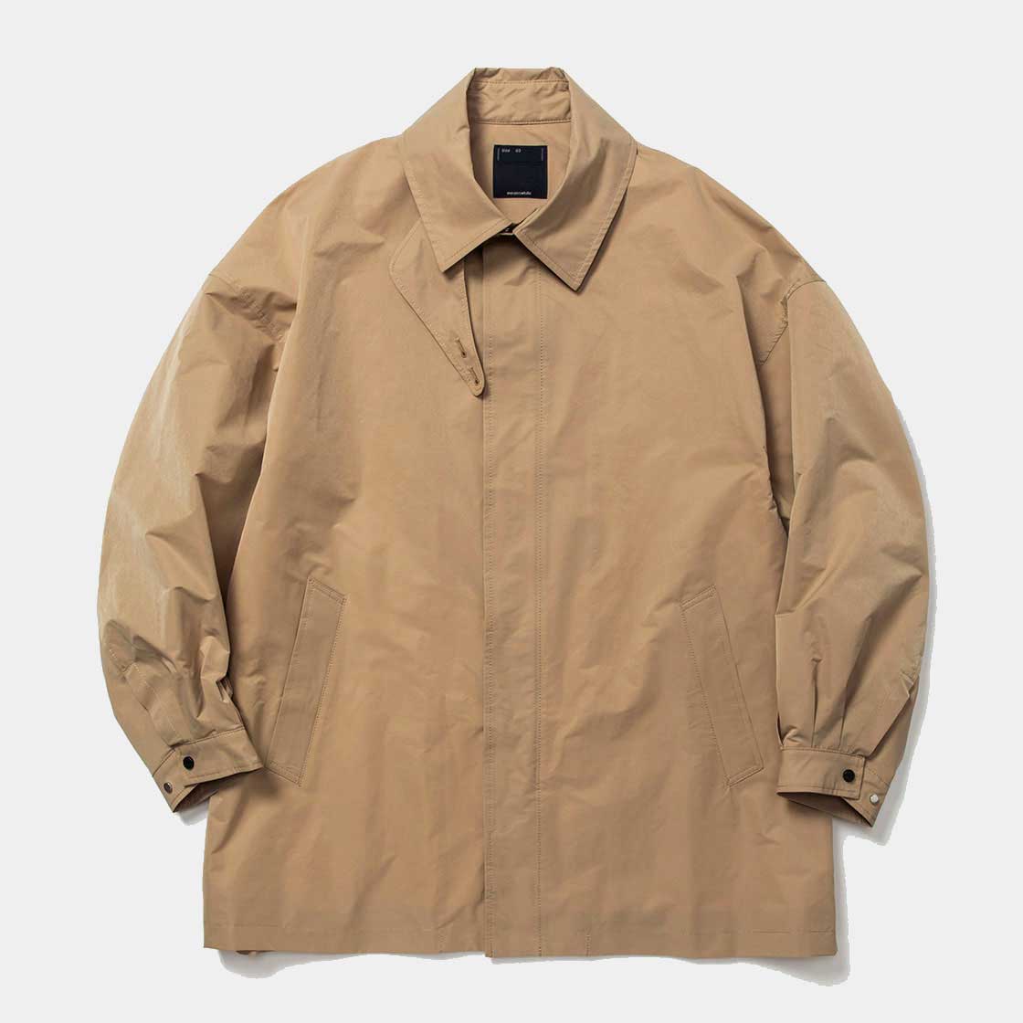 Crisp Nylon Over Short Coat / Beige