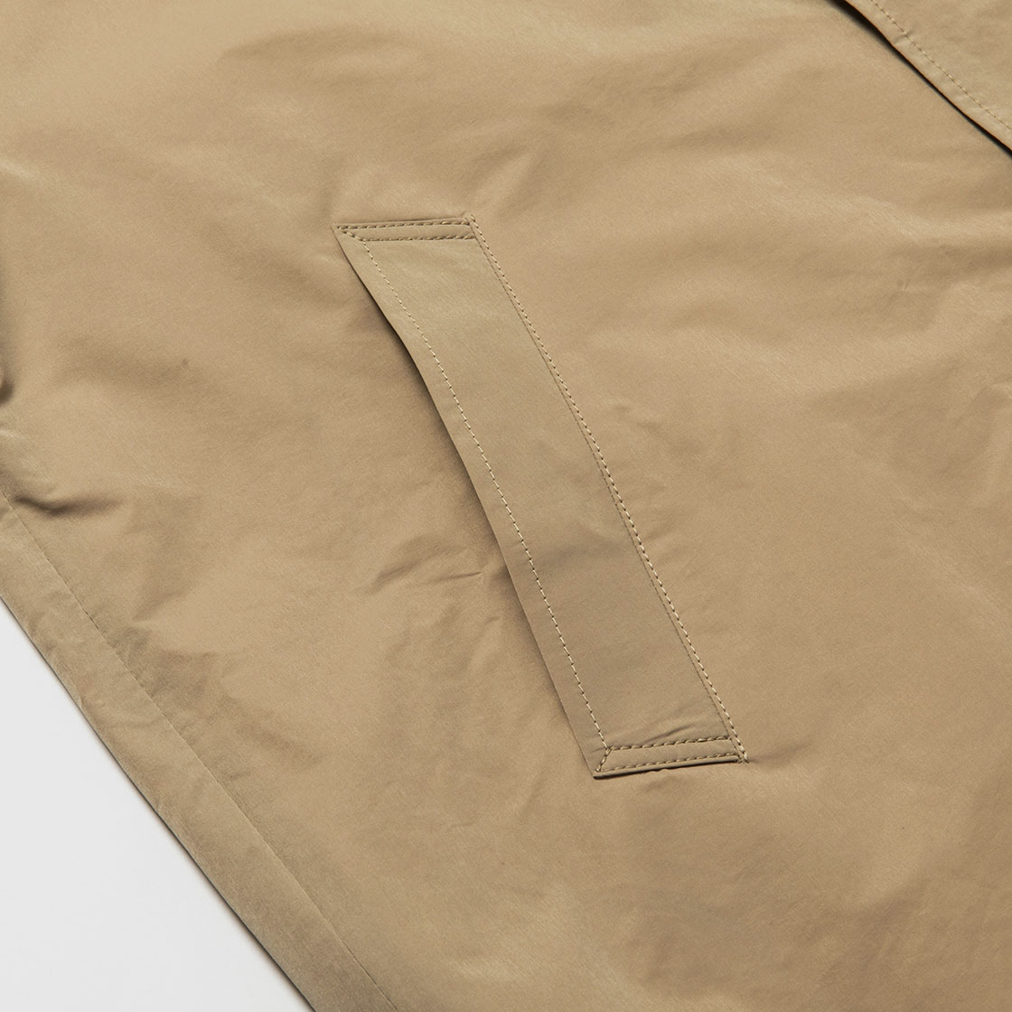 Crisp Nylon Over Short Coat / Beige