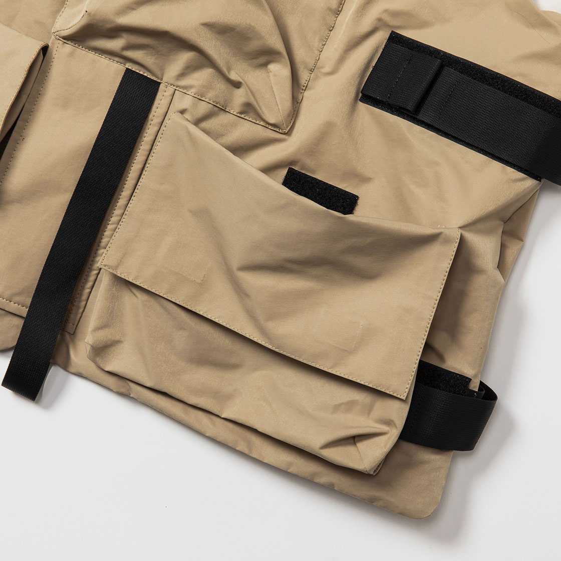 Crisp Nylon Body Armor Vest / Beige