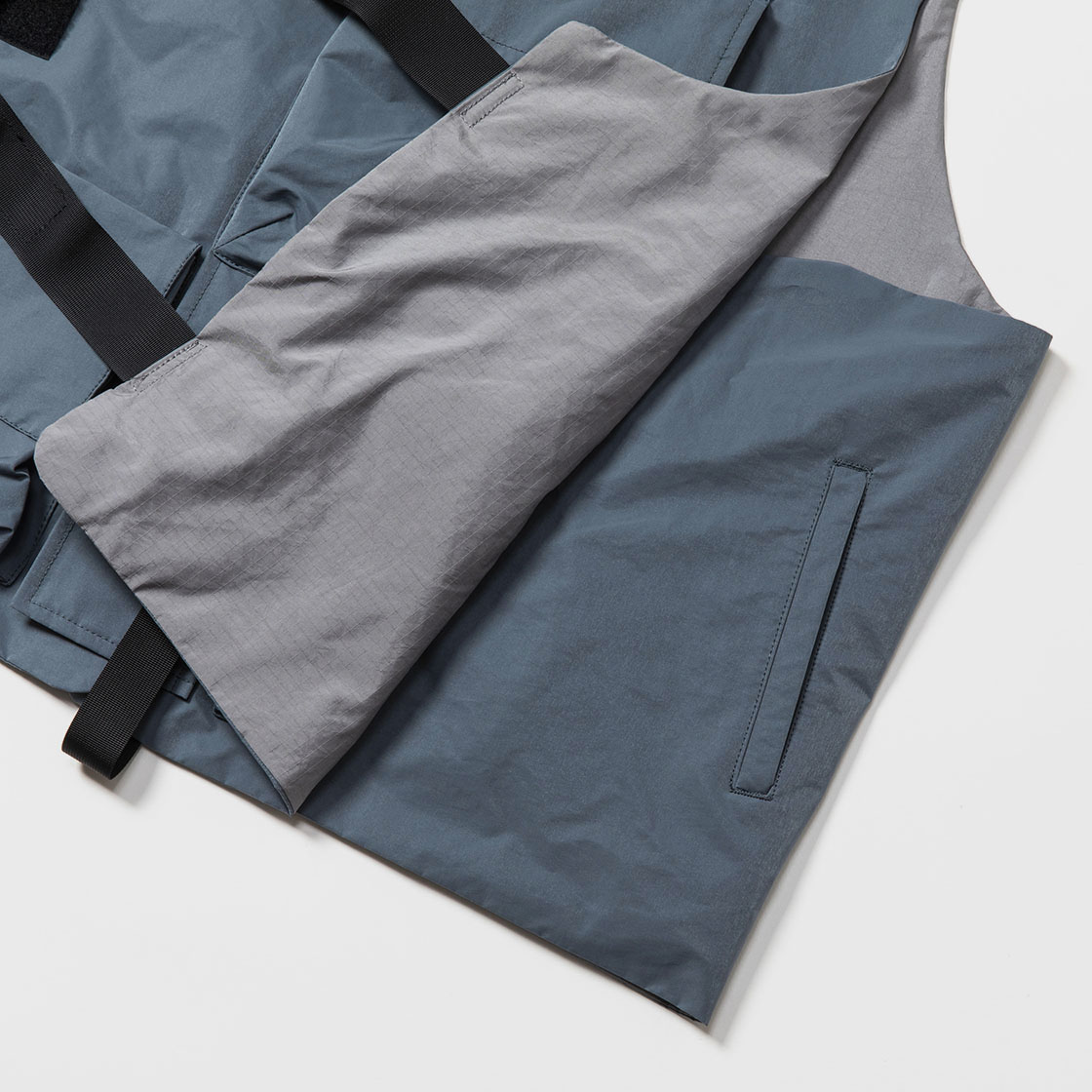 Crisp Nylon Body Armor Vest / Blue Grey