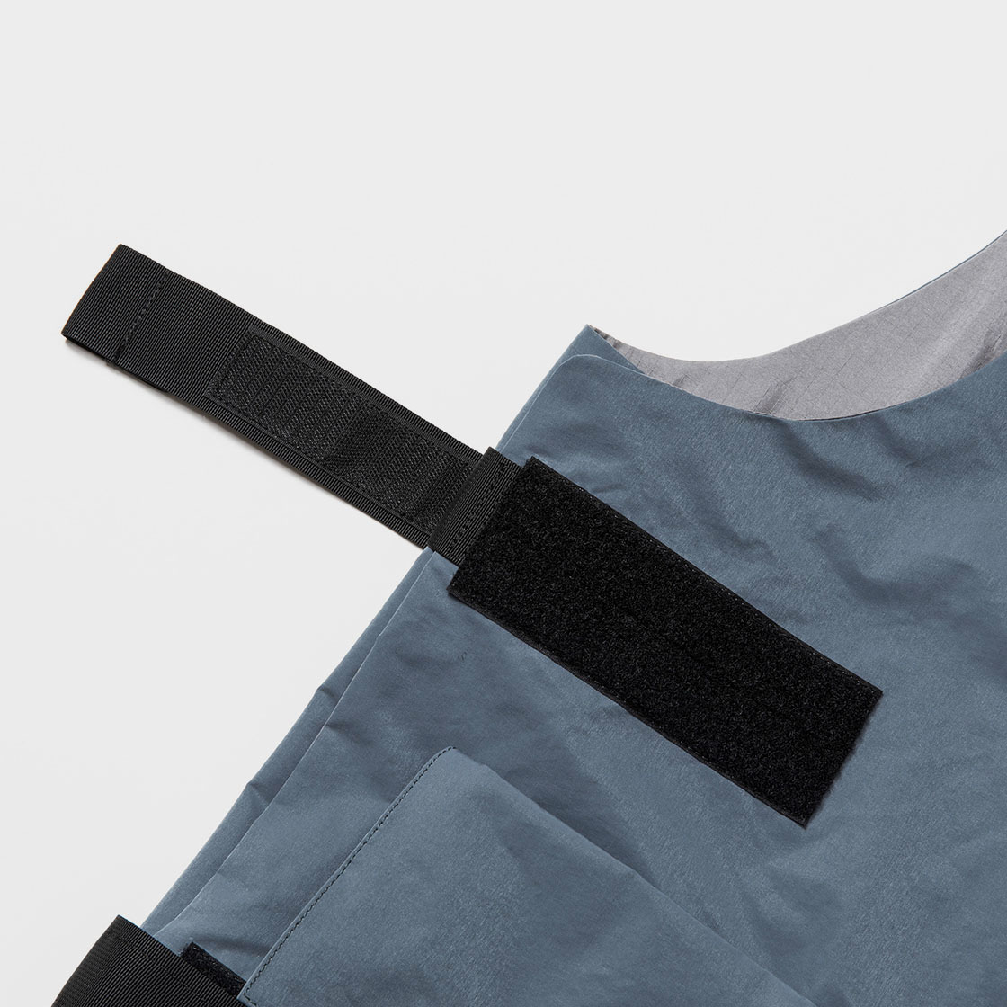 Crisp Nylon Body Armor Vest / Blue Grey