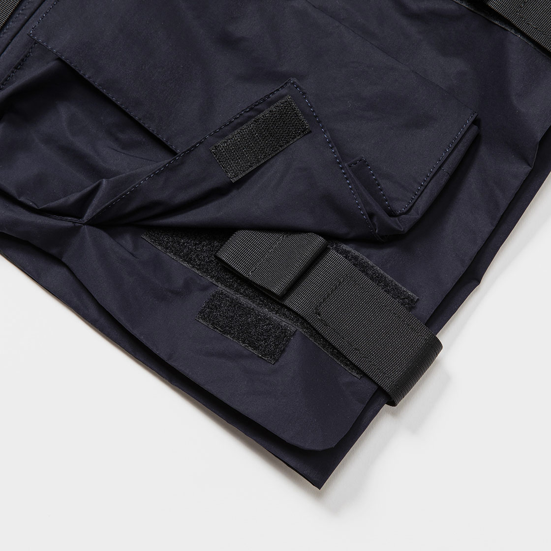 Crisp Nylon Body Armor Vest / D.Navy