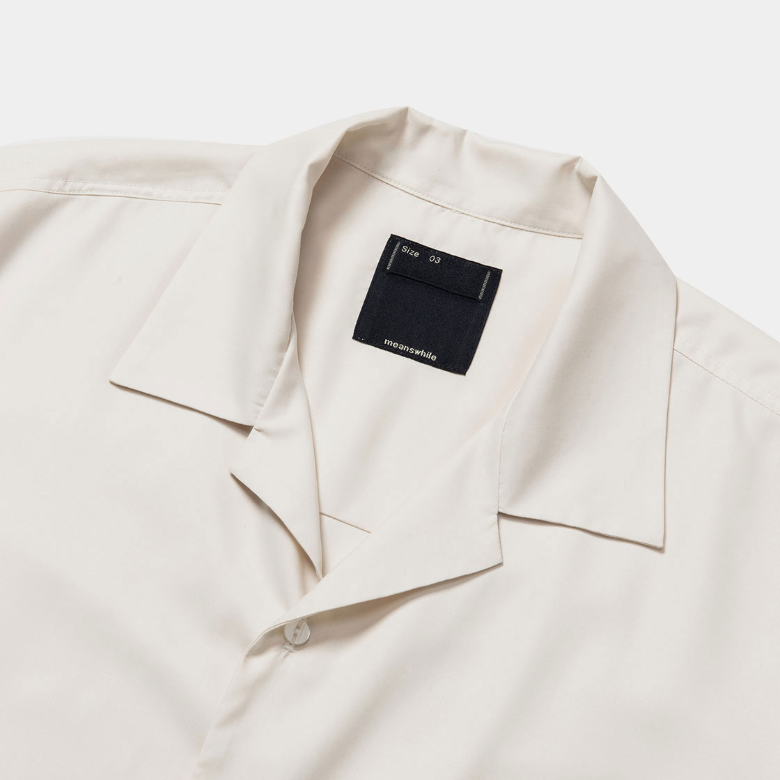 Side Slit Open Collar SH / Off White