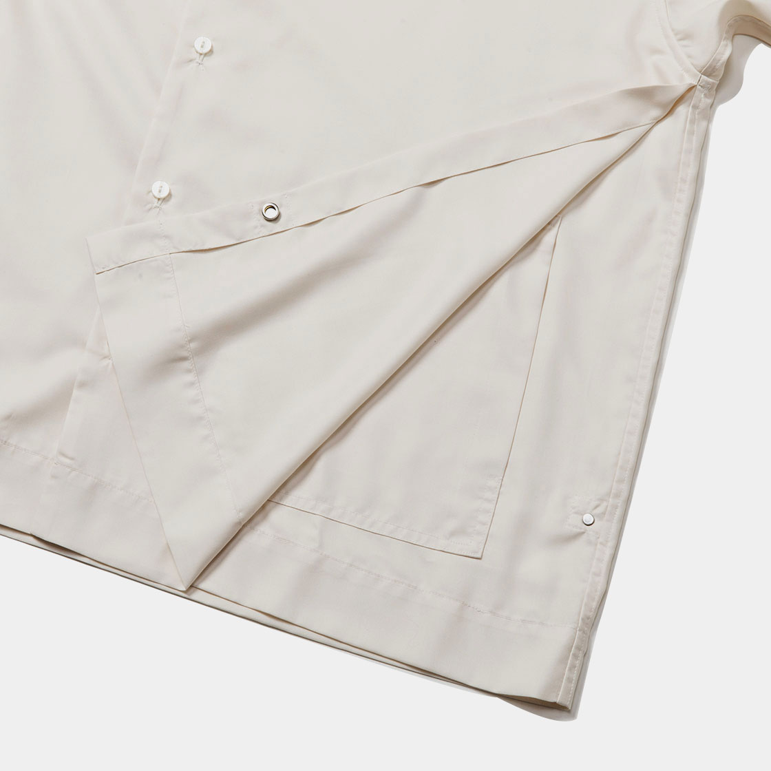 Side Slit Open Collar SH / Off White