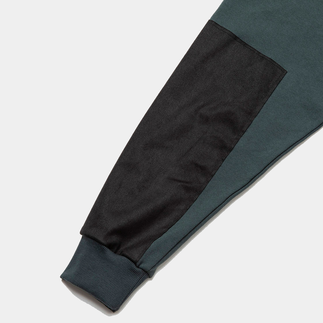 Imitation Suede Sweatshirt / D.Green