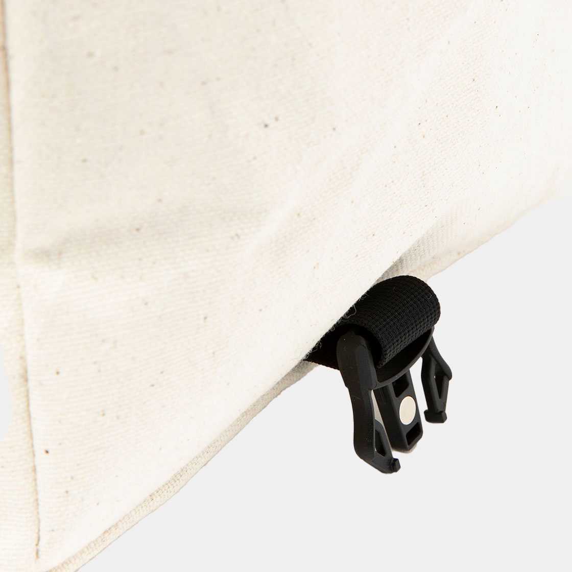 X-Pac™ Canvas Shoulder Bag / Ivory