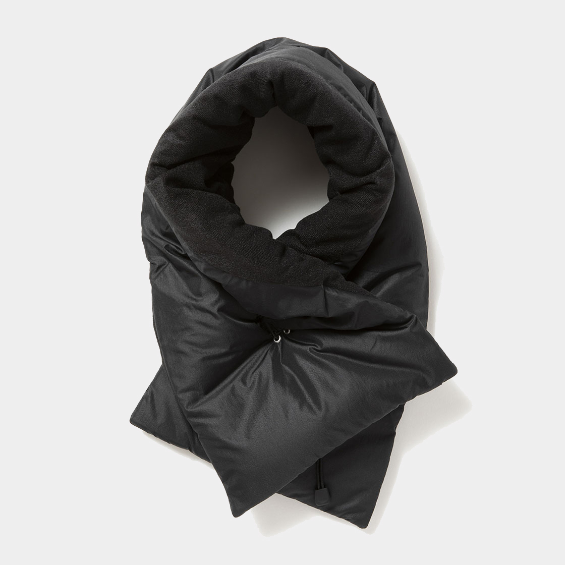 Thinsulate™ Padding Muffler / Off Black