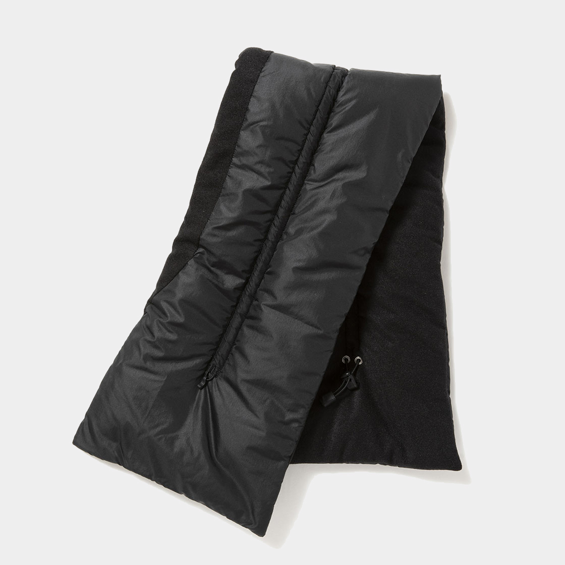 Thinsulate™ Padding Muffler / Off Black