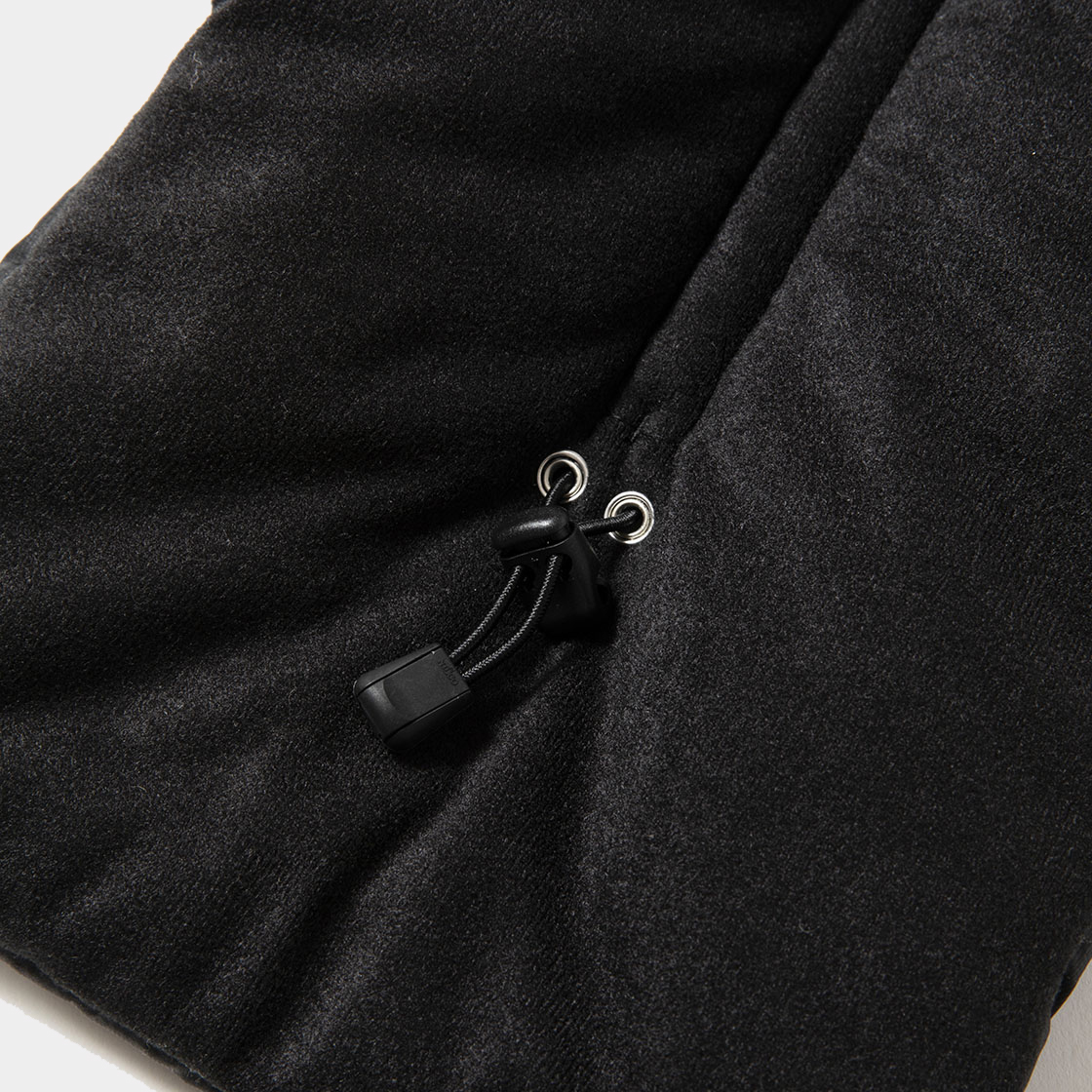 Thinsulate™ Padding Muffler / Off Black