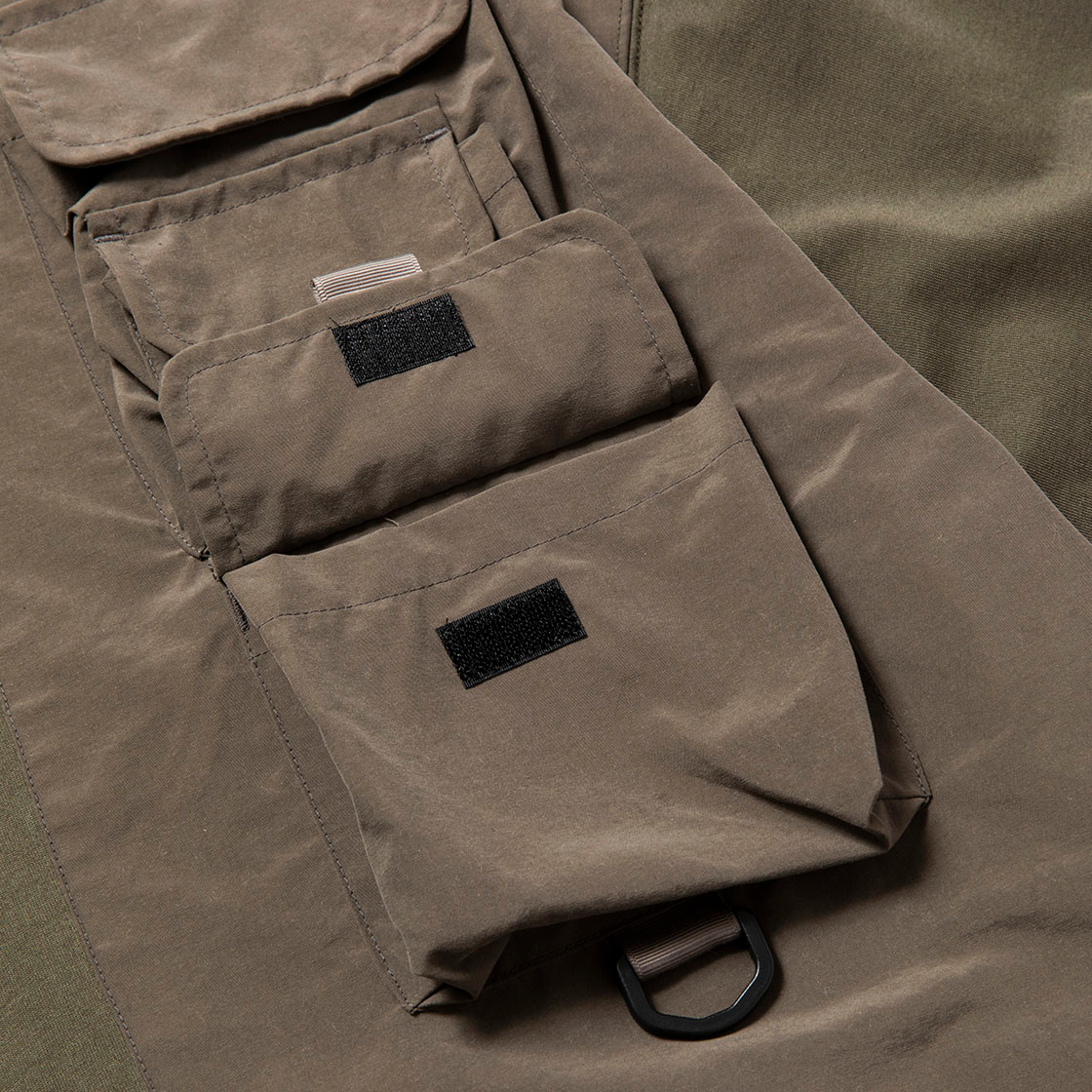 Luggage L/S Tee / Khaki