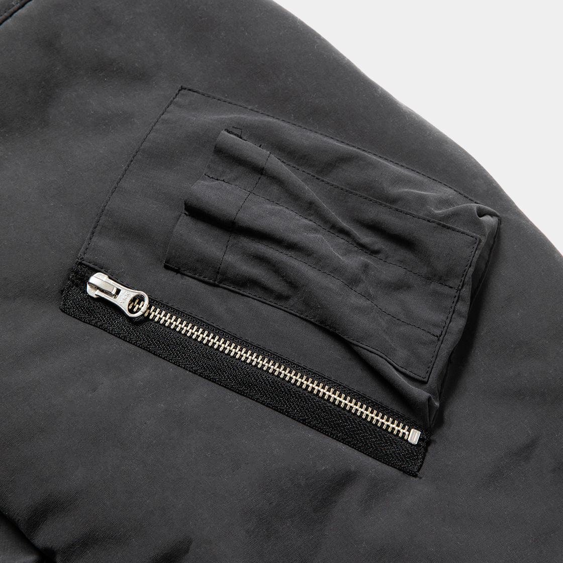 Loop Zip MA1 / Lamp Black
