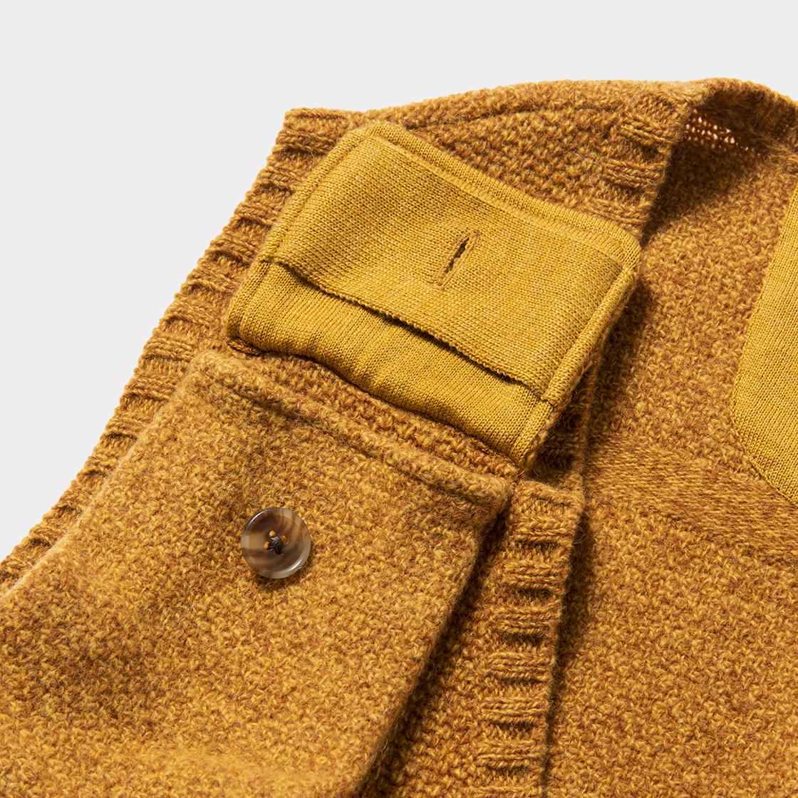 Knit Luggage Vest / Mustard