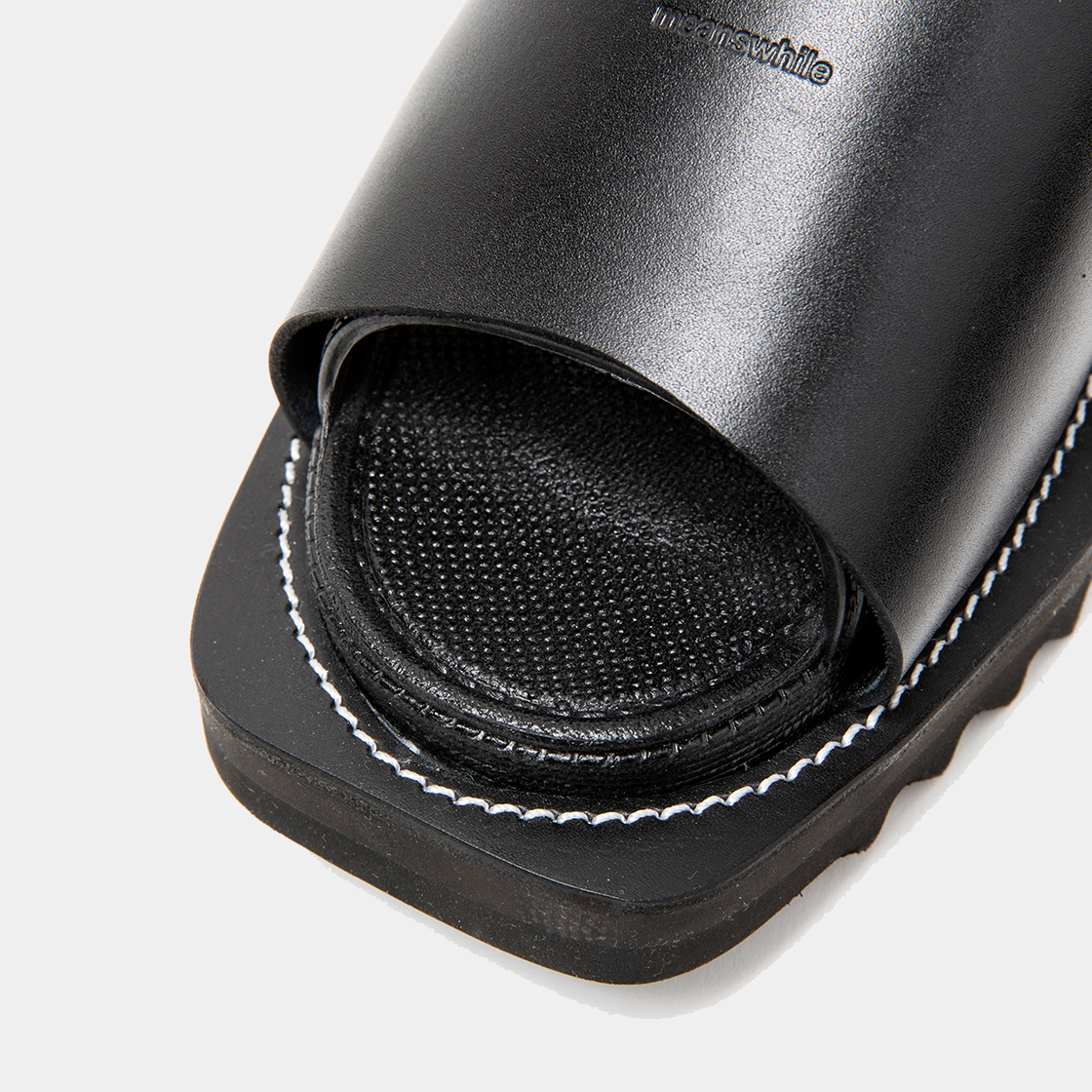 Overwrap Square Sandals Vibram® Sole / Lamp Black