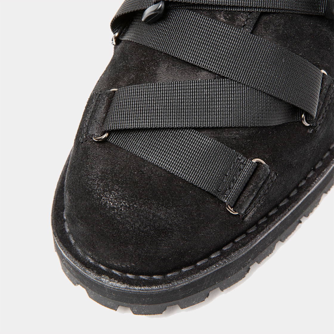 Danner Mountain “Harness” / Off Black