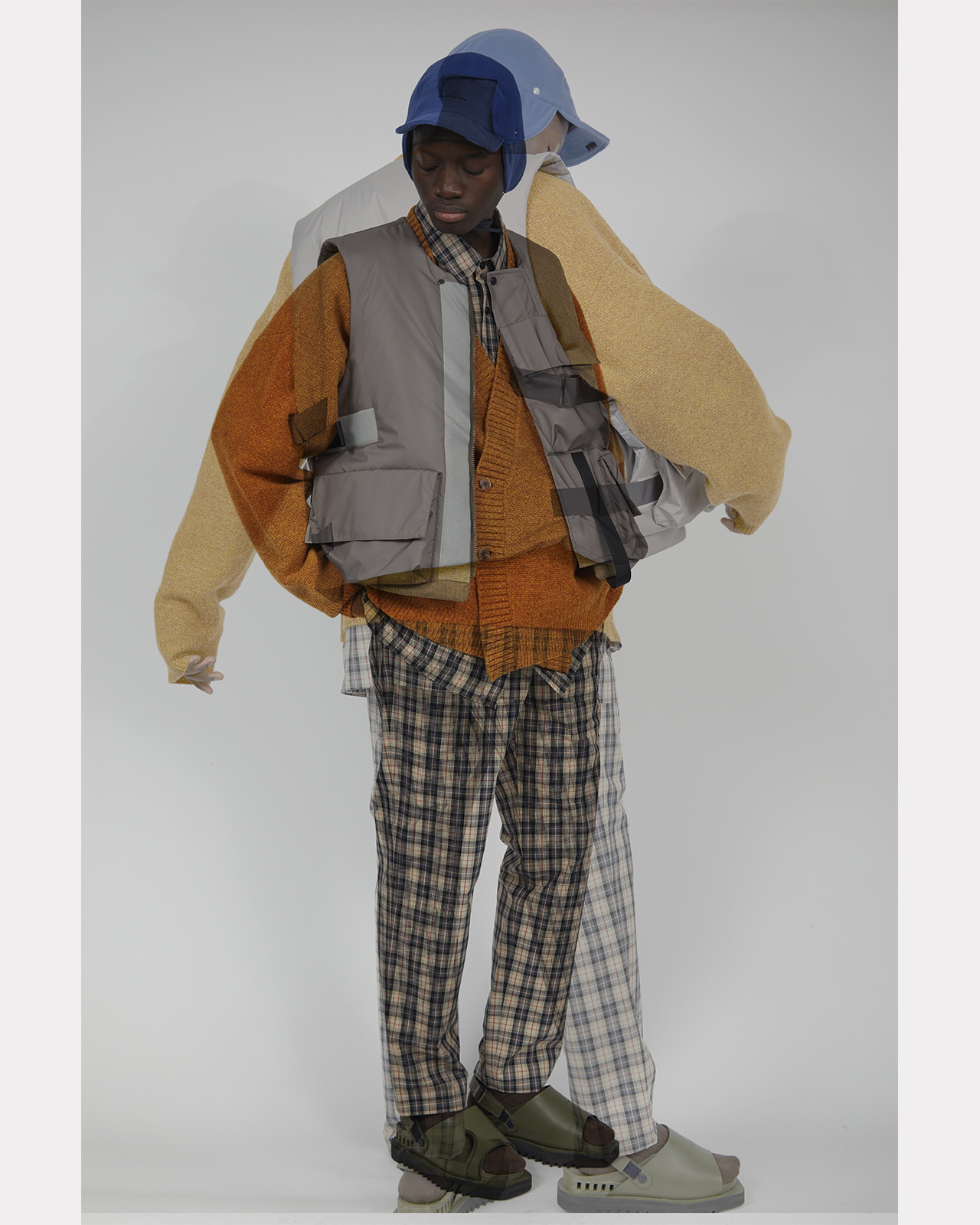 2022 AUTUMN/WINTER COLLECTION