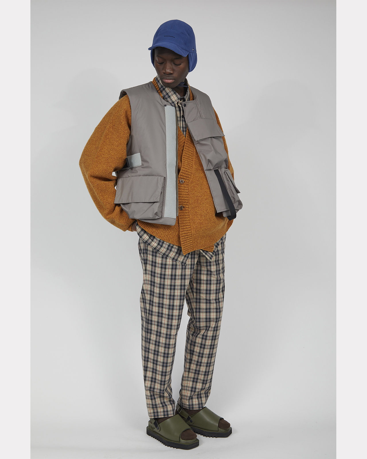 2022 AUTUMN/WINTER COLLECTION