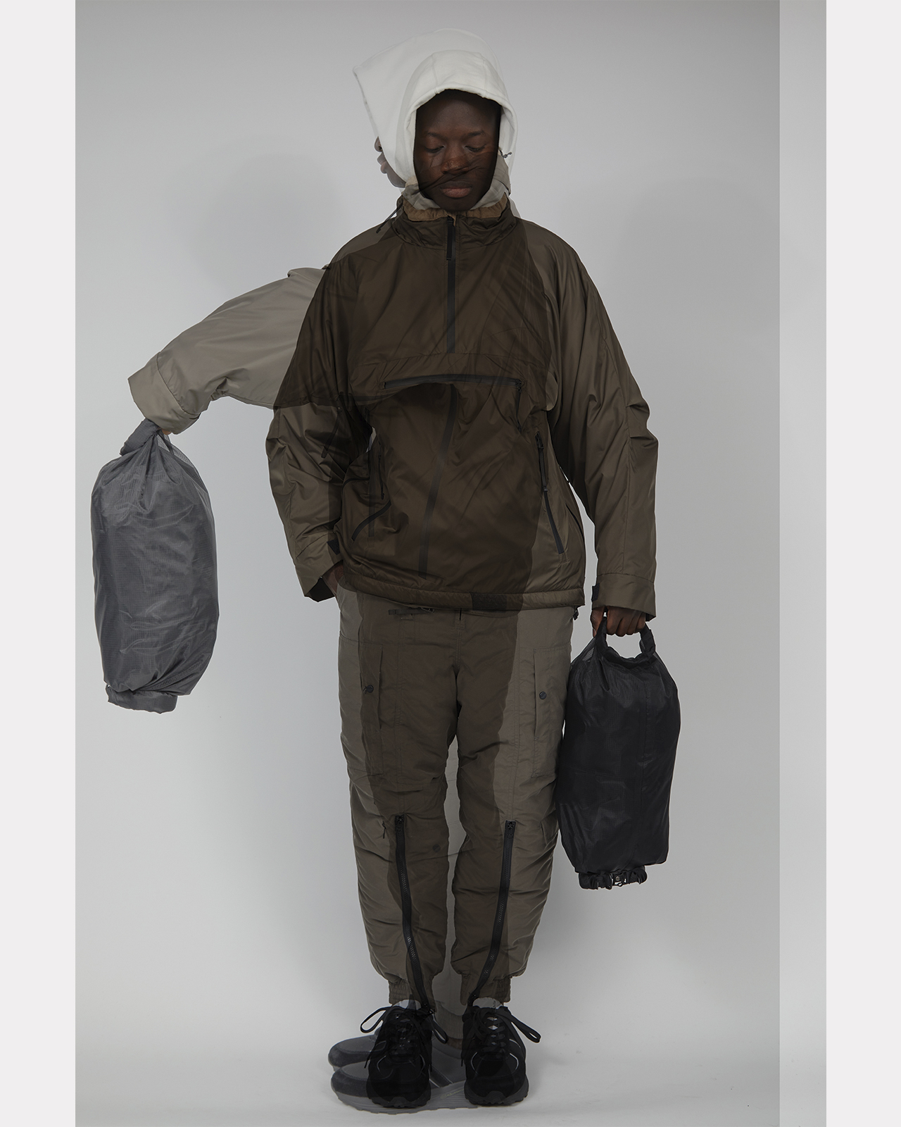 2022 AUTUMN/WINTER COLLECTION