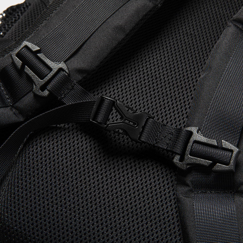 Cordura® Nylon Daypack “Common”/Off Black