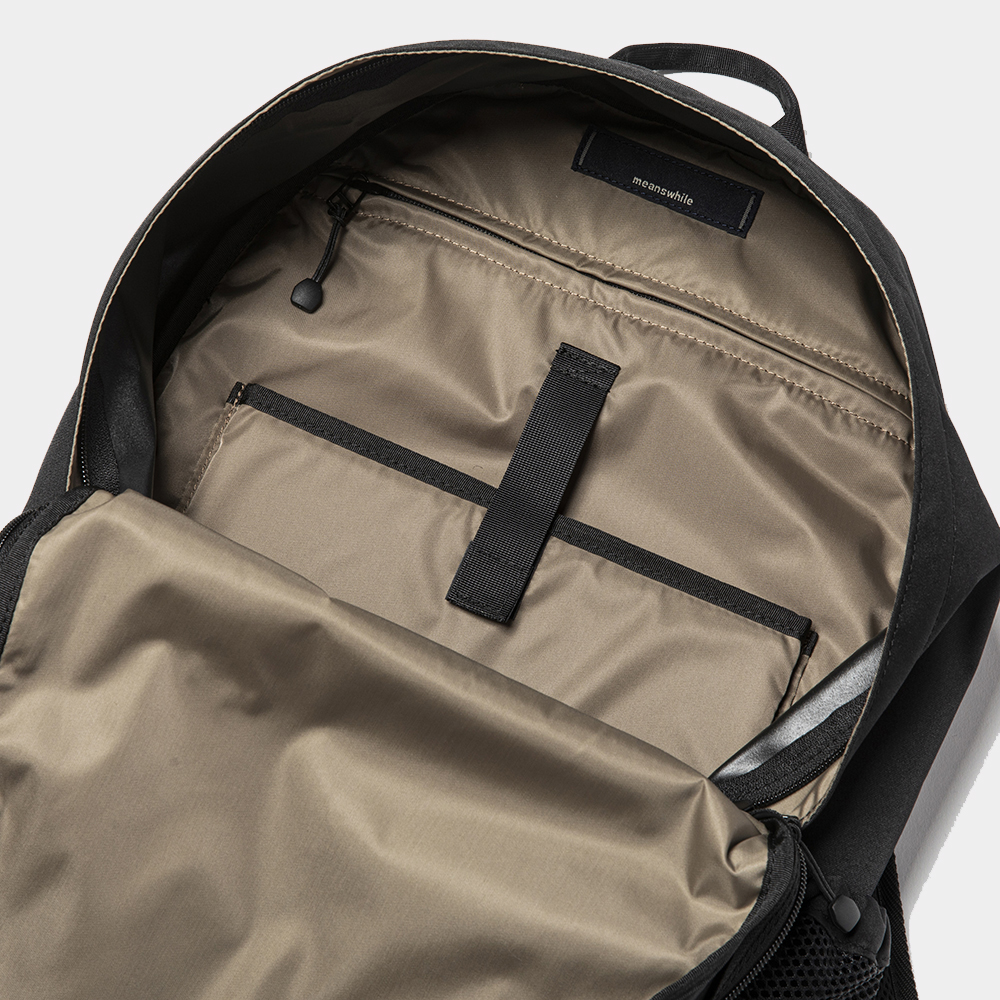 Cordura® Nylon Daypack “Common”/Off Black